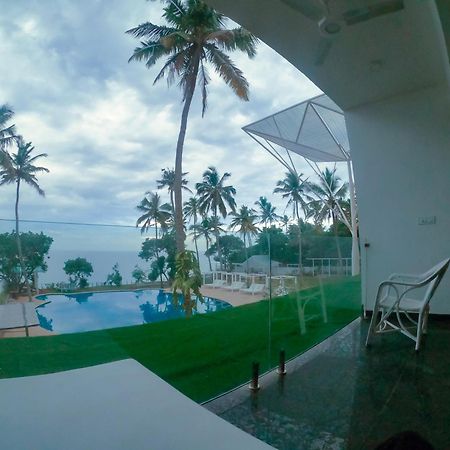 Elixir Cliff Beach Resort And Spa Varkala Eksteriør bilde